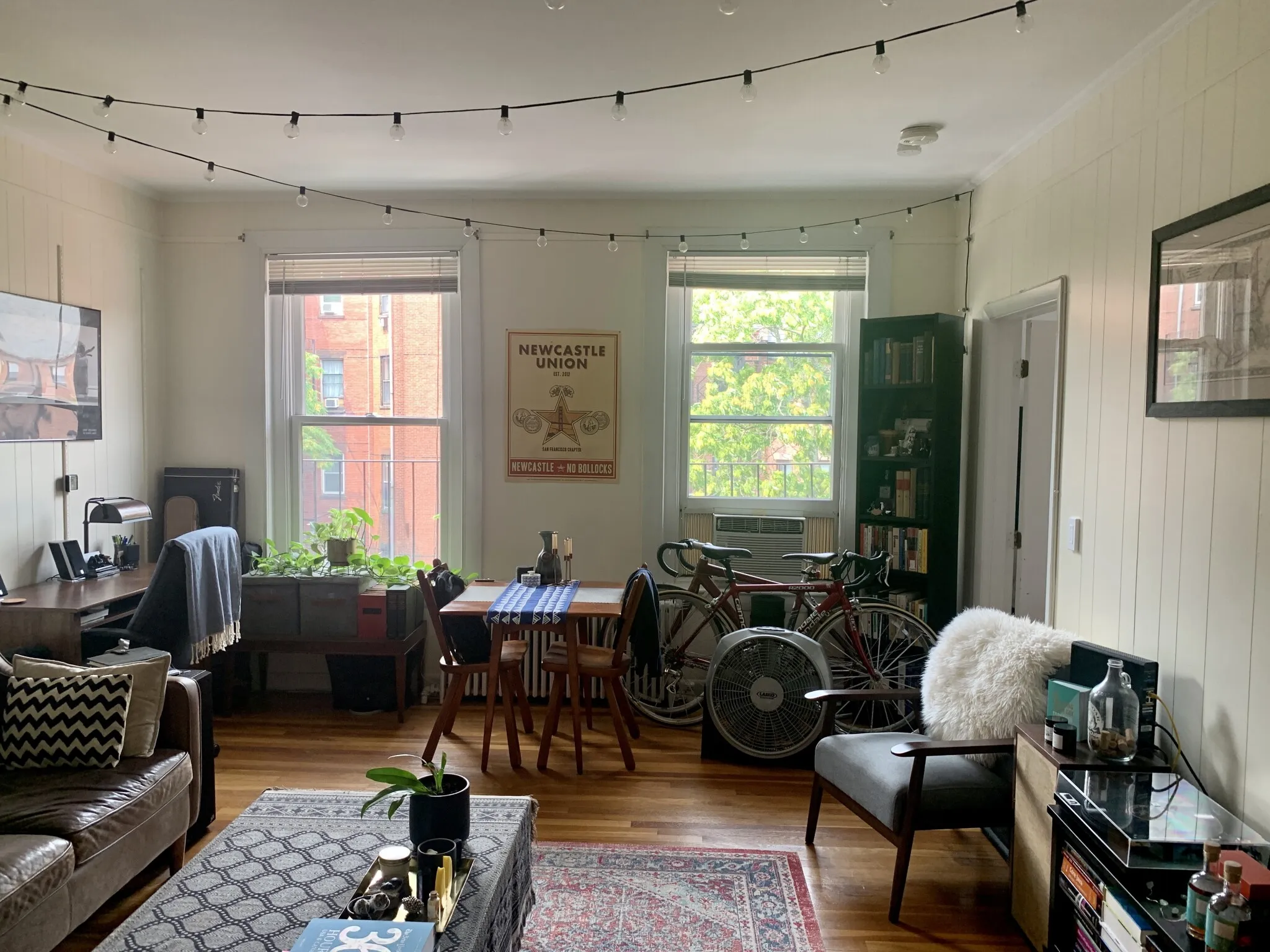 1 bed, 1 bath apartment for rent at 213 Newbury St Unit 6A, Back Bay — photo 2 of 9