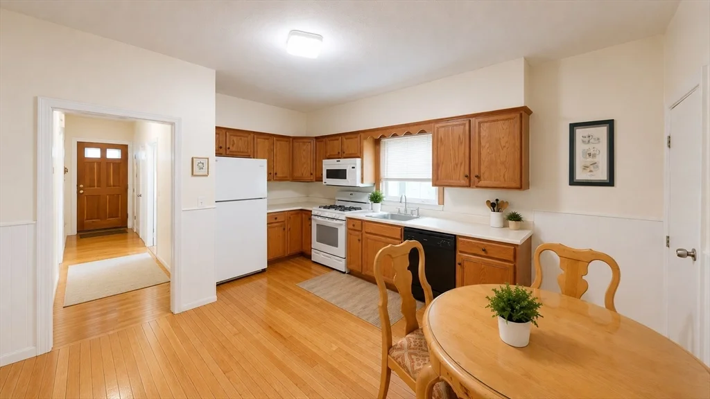 2 bed, 1 bath apartment for rent at 213 Parsons Unit 1, Brighton — photo 3 of 10