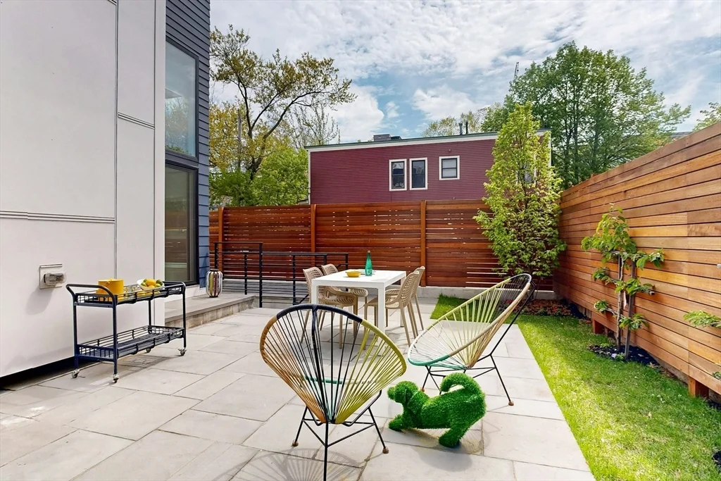 5 bed, 3 bath apartment for rent at 213 Third St, East Cambridge — photo 37 of 40