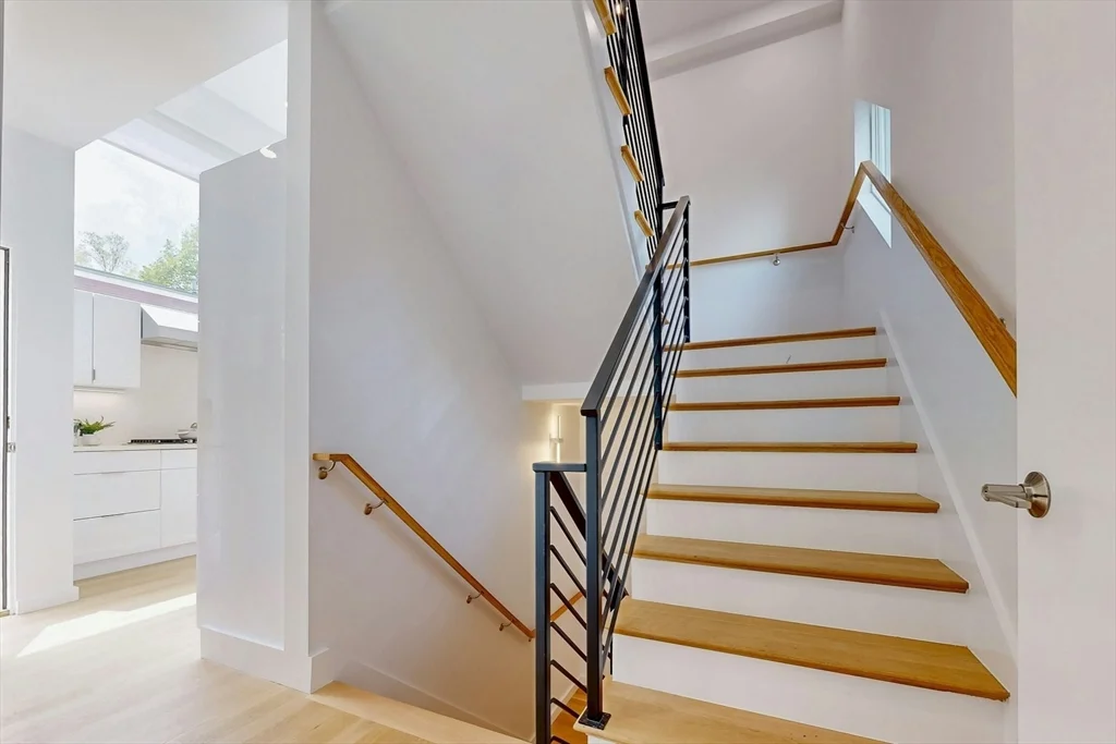 5 bed, 3 bath apartment for rent at 213 Third St, East Cambridge — photo 5 of 40