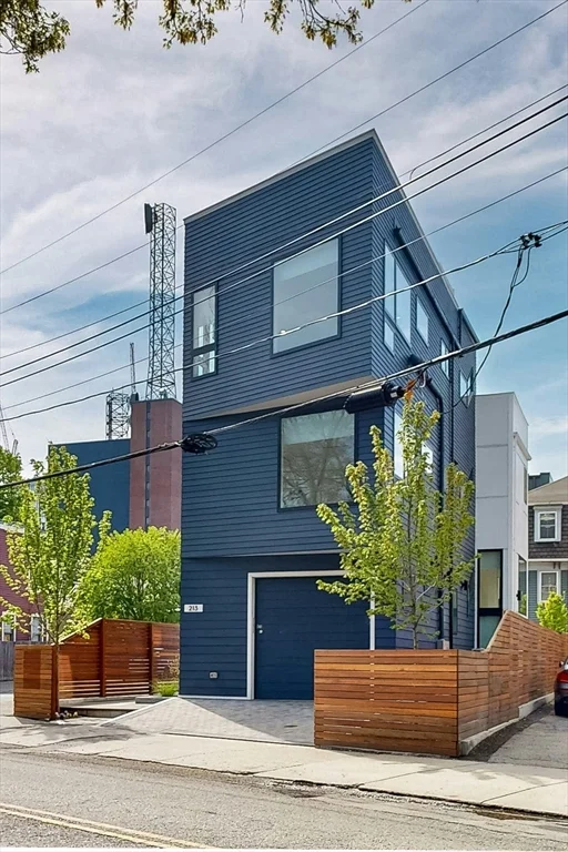 5 bed, 3 bath apartment for rent at 213 Third St, East Cambridge — photo 30 of 40