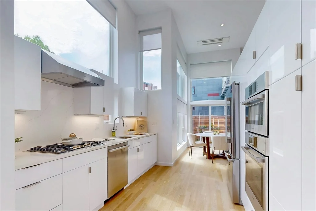 5 bed, 3 bath apartment for rent at 213 Third St, East Cambridge — photo 6 of 40