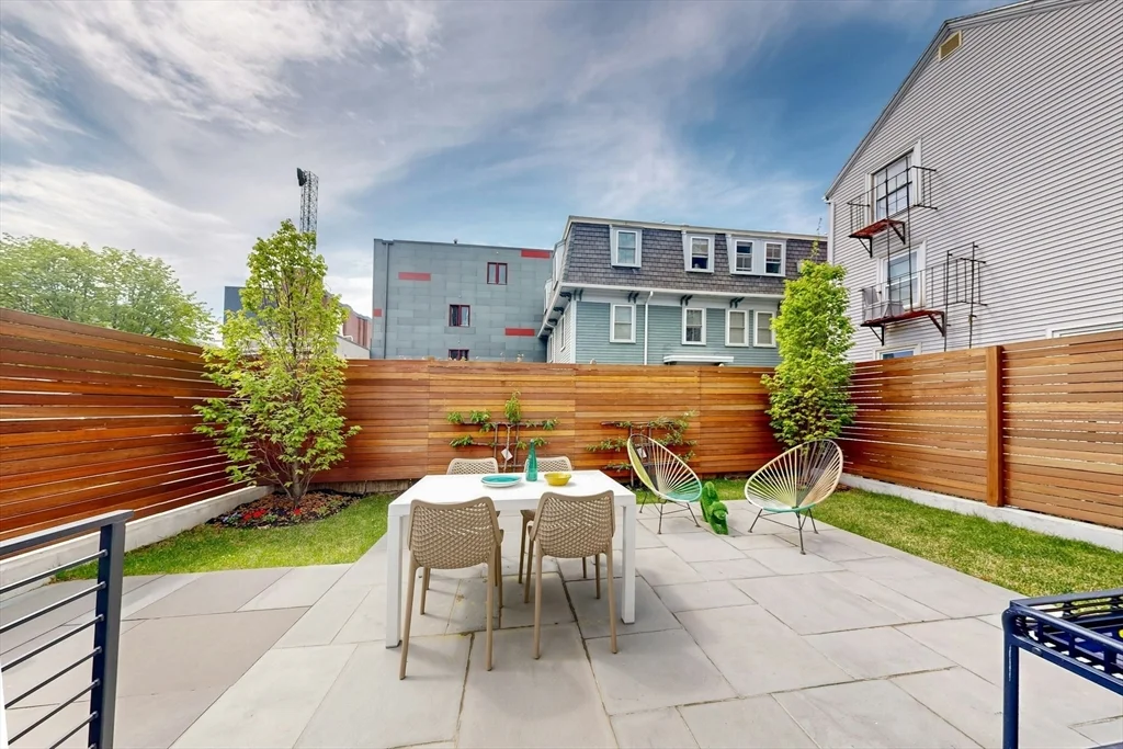 5 bed, 3 bath apartment for rent at 213 Third St, East Cambridge — photo 35 of 40