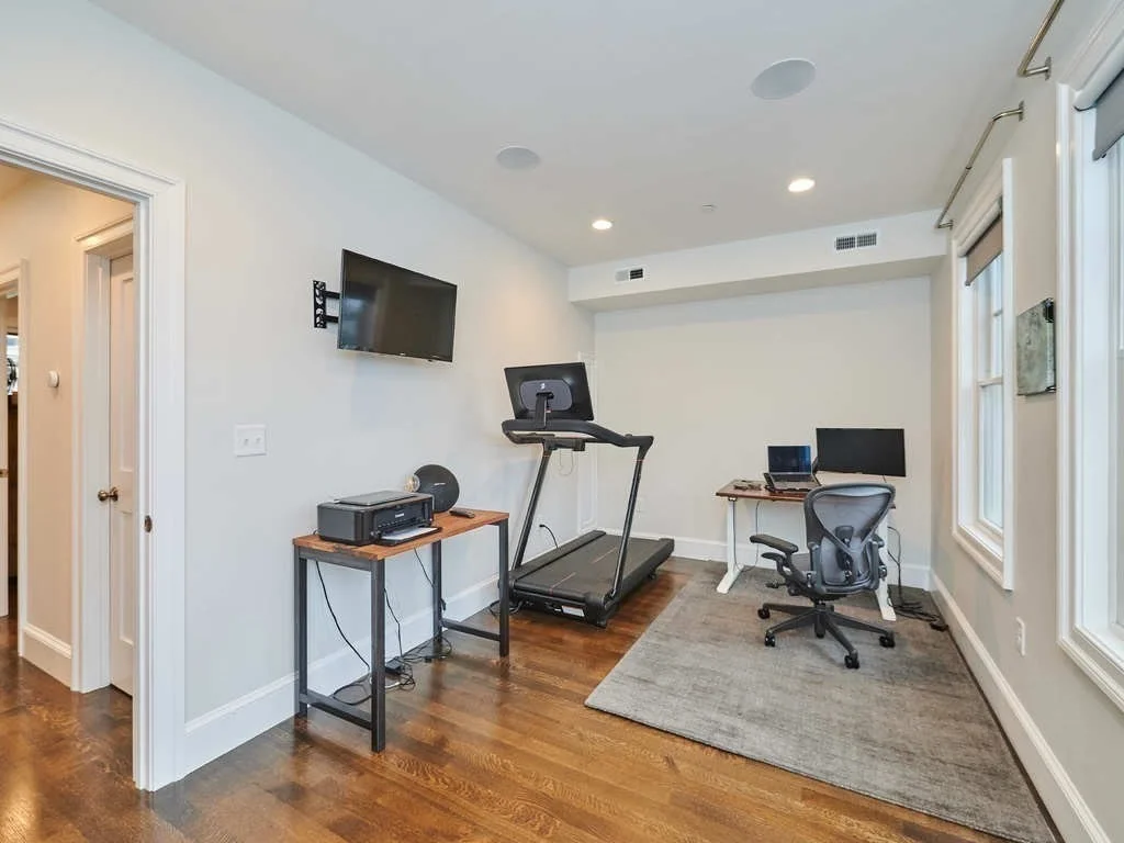 2 bed, 2 bath apartment for rent at 213 W 5th St Unit 2, South Boston — photo 12 of 18