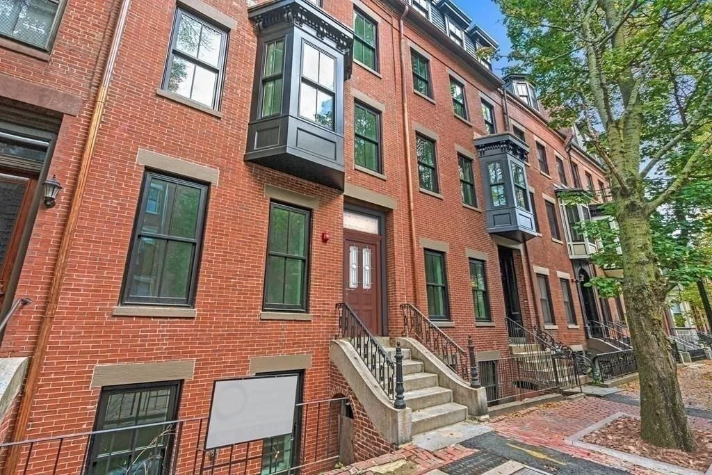 1 bed, 1 bath apartment for rent at 213 W Springfield Unit 1, South End — photo 6 of 7