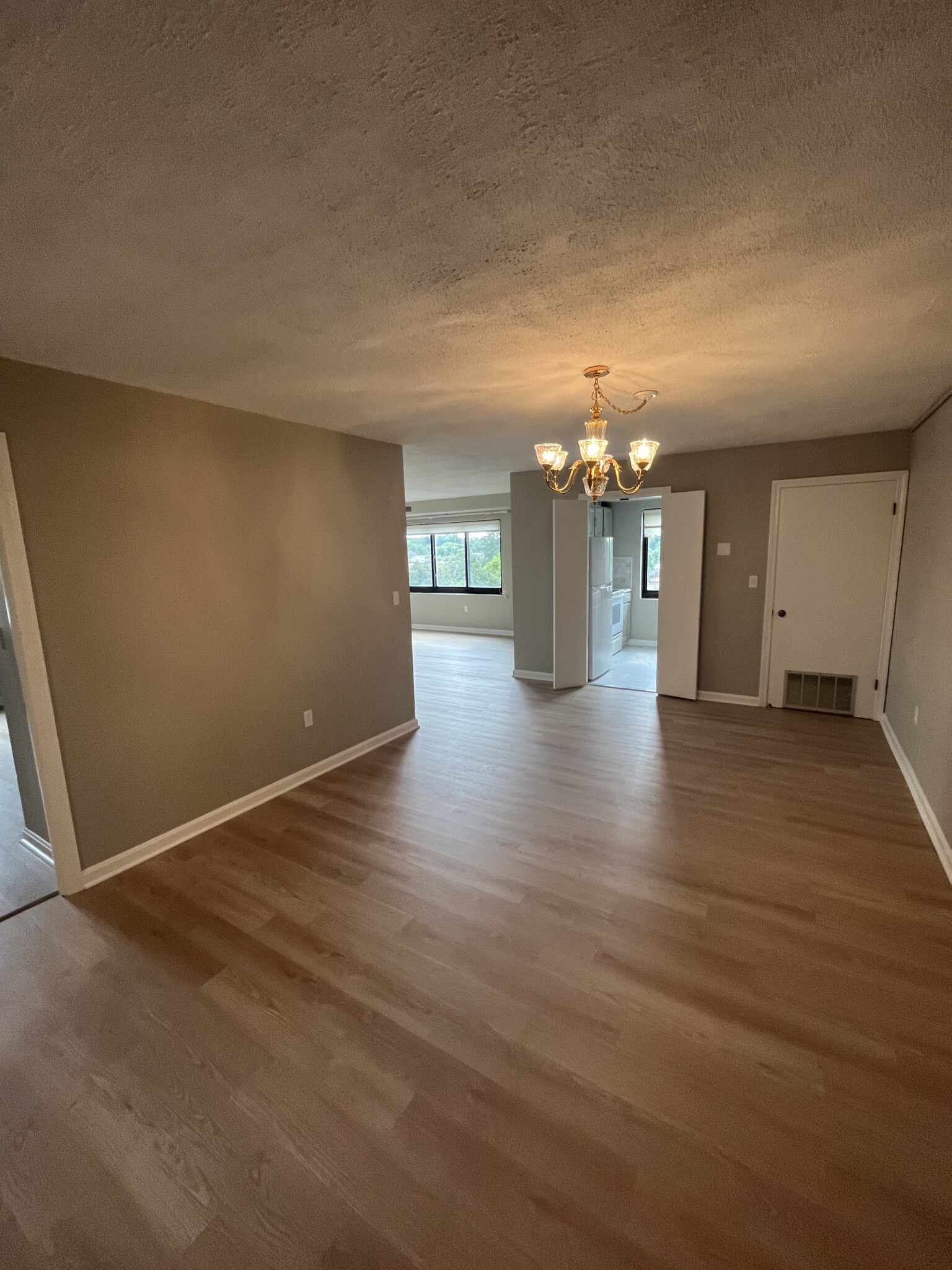 2 bed, 2 bath apartment for rent at 2130 Massachusetts Ave Unit 7A, North Cambridge — photo 3 of 17