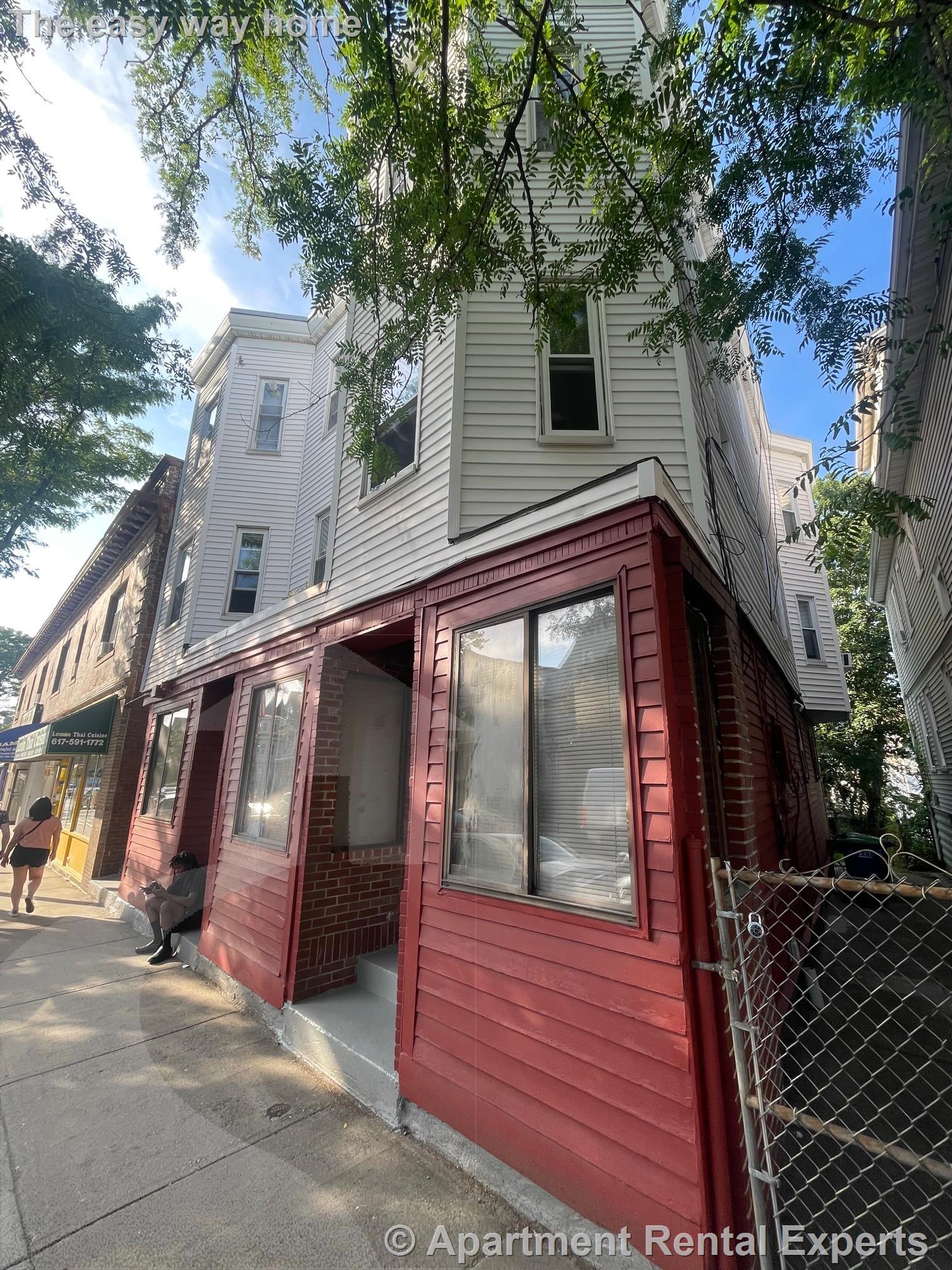 1 bed, 1 bath apartment for rent at 213A Highland Ave, Spring Hill — photo 1 of 11