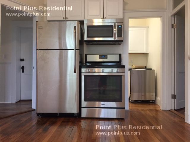 3 bed, 1 bath apartment for rent at 214 Chestnut St Unit 2, Cambridgeport — photo 1 of 20
