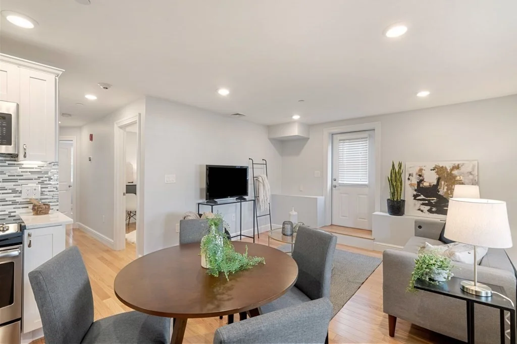 2 bed, 1 bath apartment for rent at 214 E Eagle St Unit 1, East Boston — photo 5 of 18