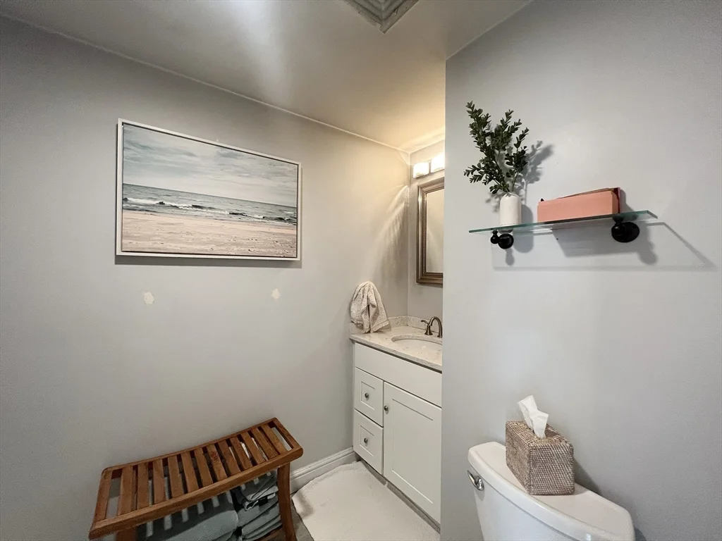 2 bed, 1 bath apartment for rent at 214 East Eagle St Unit 6, East Boston — photo 20 of 26