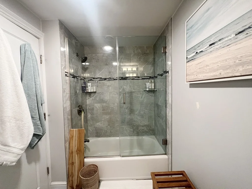 2 bed, 1 bath apartment for rent at 214 East Eagle St Unit 6, East Boston — photo 11 of 26