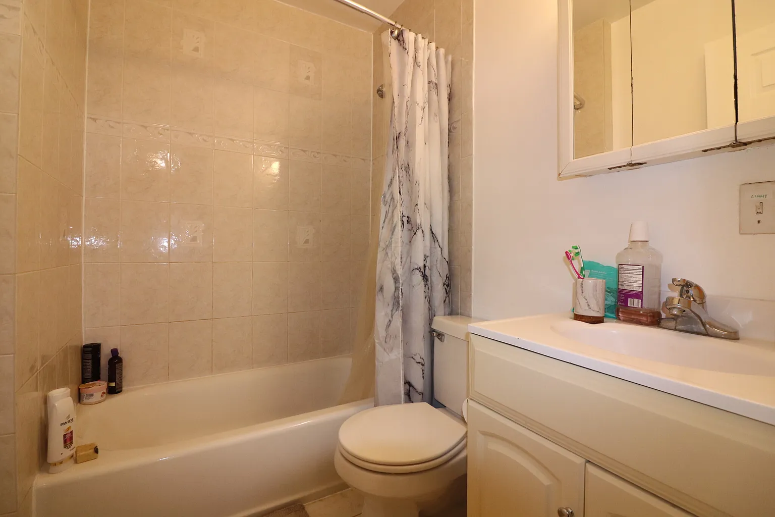 2 bed, 1 bath apartment for rent at 214 Freeman St Unit 1A, North Brookline — photo 9 of 9
