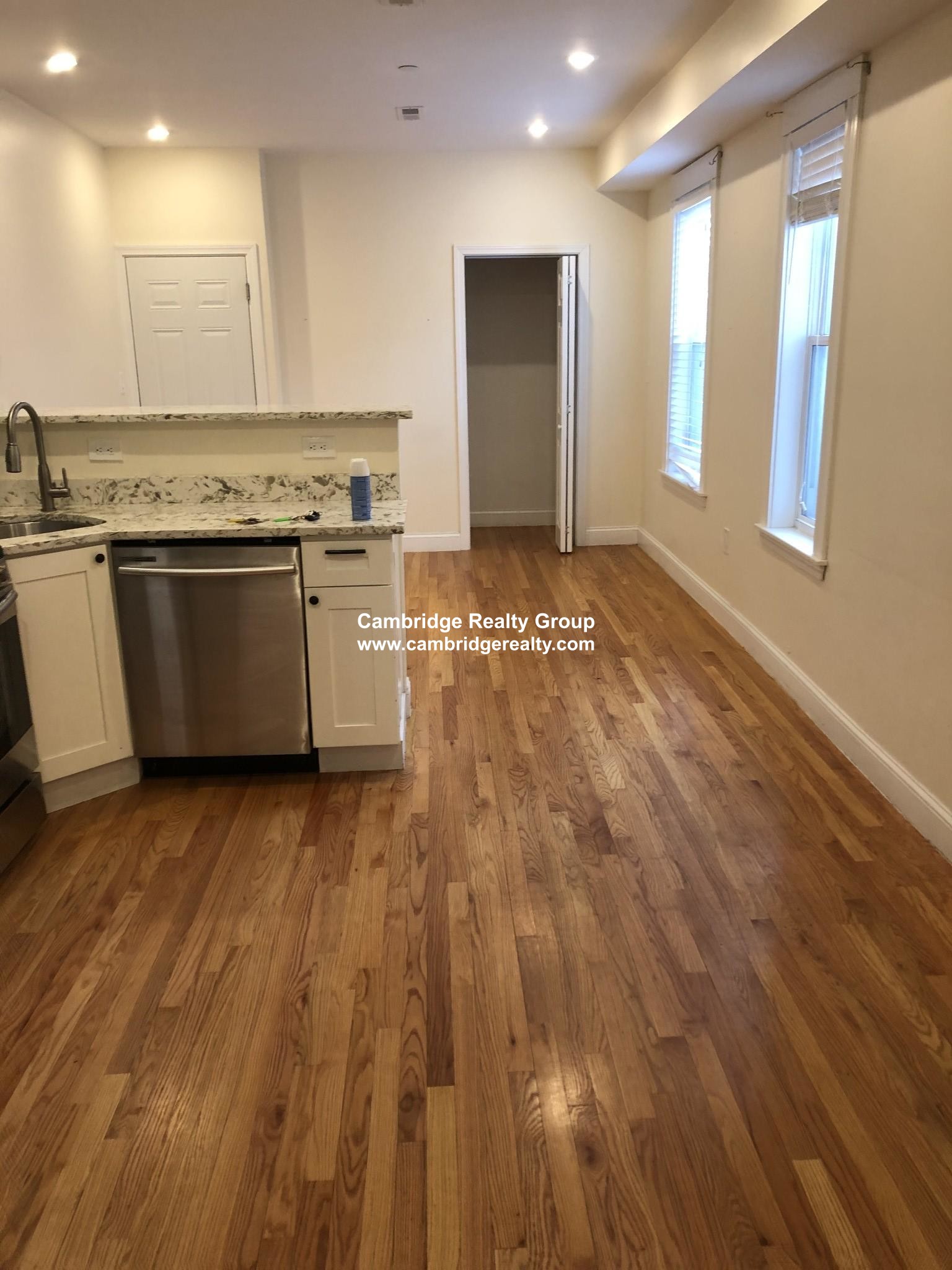 2 bed, 1.5 bath apartment for rent at 214 Green St Unit 2, Cambridgeport — photo 17 of 22