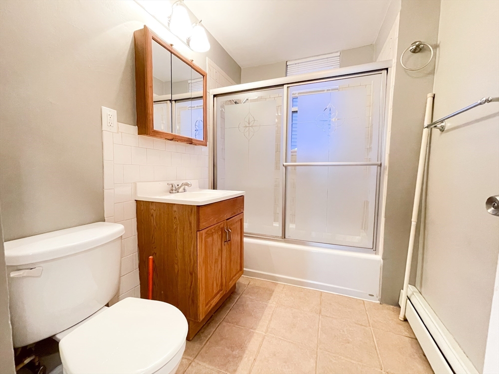 3 bed, 1 bath apartment for rent at 214 Hancock St Unit 2, Dorchester — photo 9 of 19