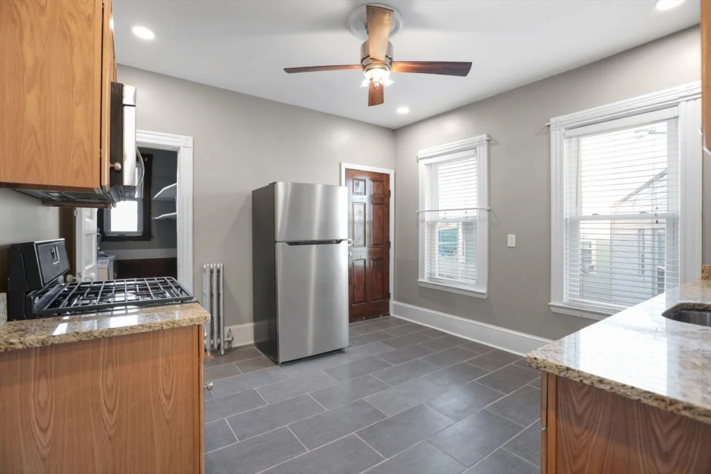 3 bed, 1 bath apartment for rent at 214 Hancock St Unit 3, Dorchester — photo 1 of 15