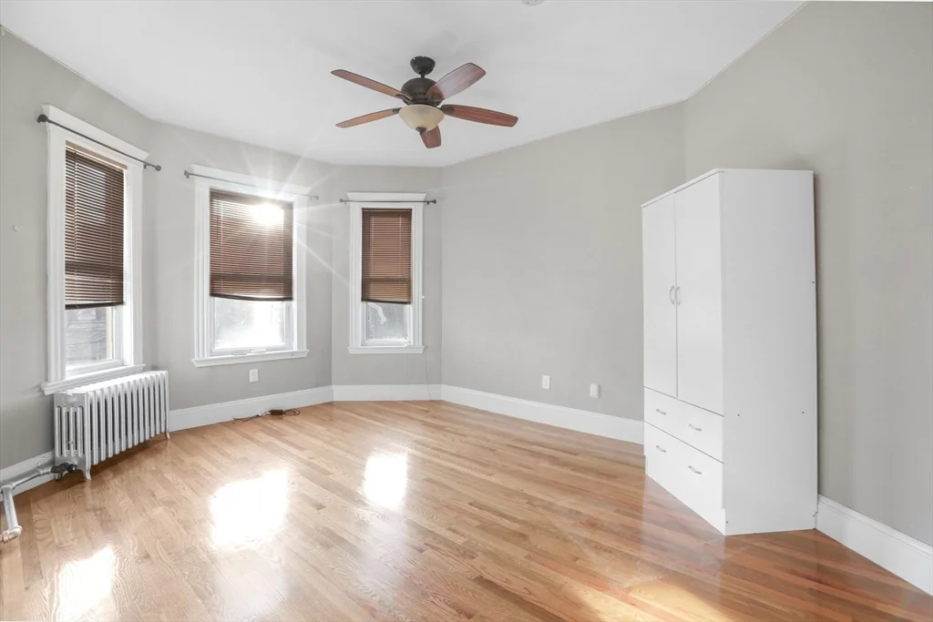 3 bed, 1 bath apartment for rent at 214 Hancock St Unit 3, Dorchester — photo 6 of 15
