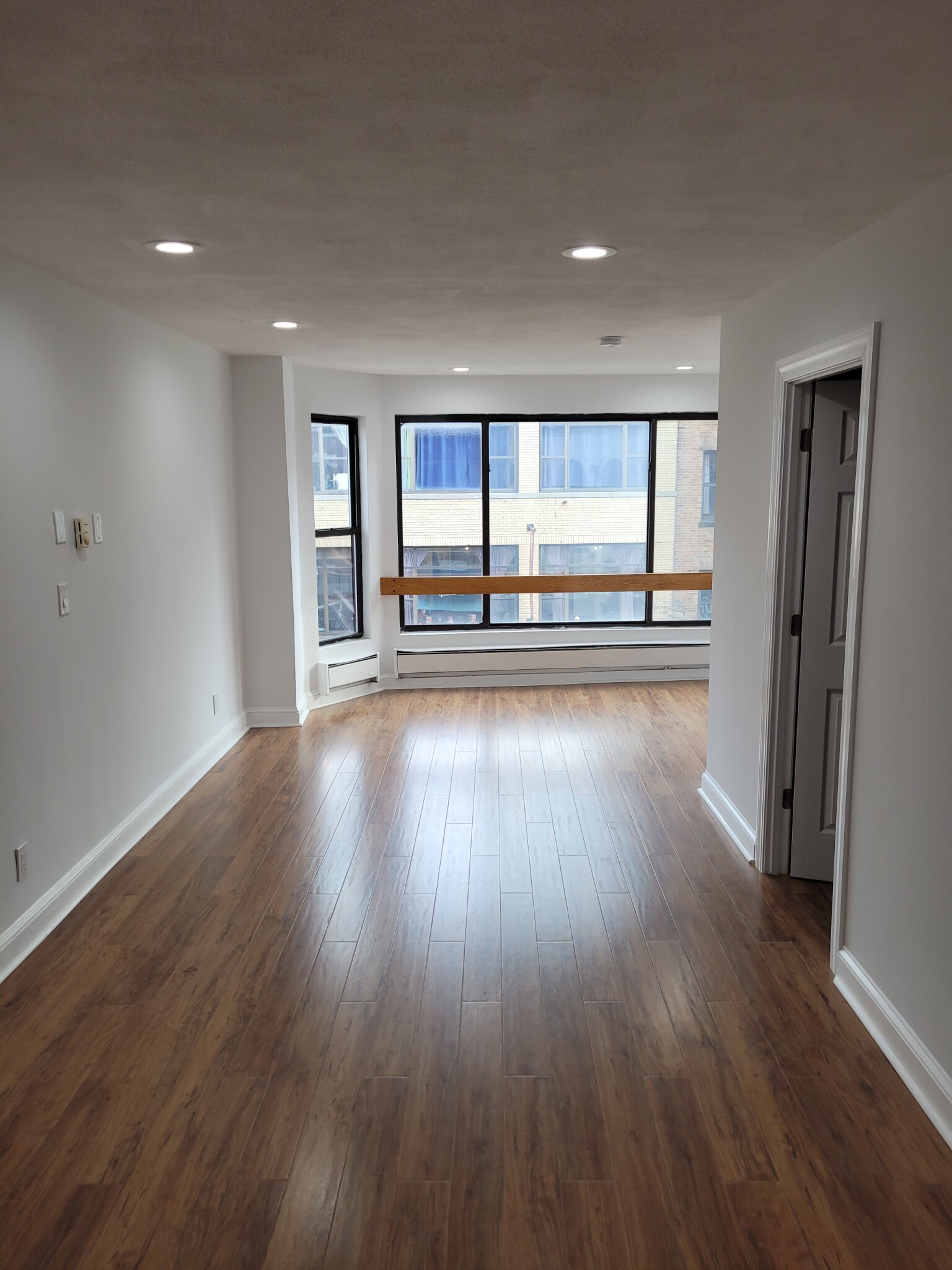 3 bed, 2 bath apartment for rent at 214 Hanover St Unit 2, North End — photo 2 of 8