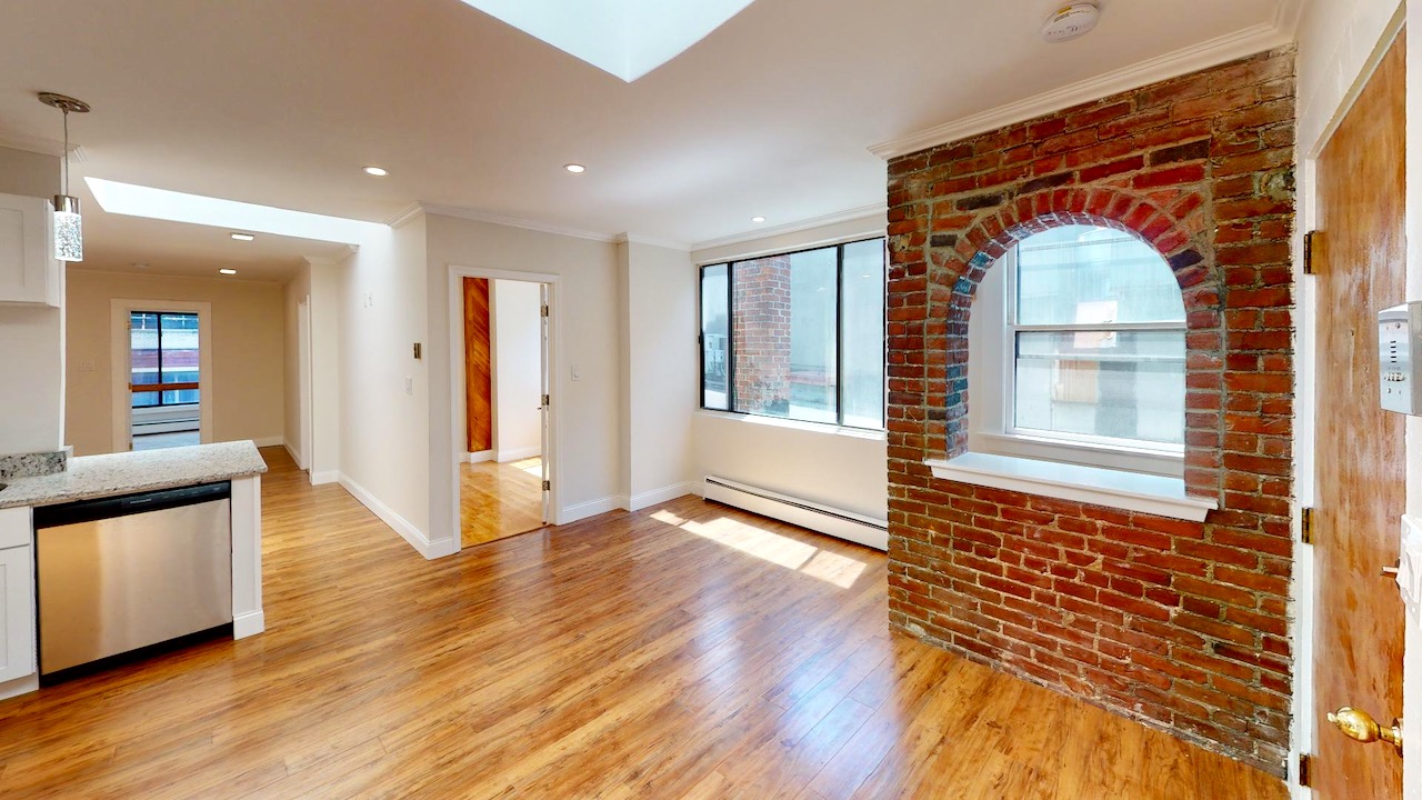 4 bed, 2 bath apartment for rent at 214 Hanover St Unit 3, North End — photo 9 of 68