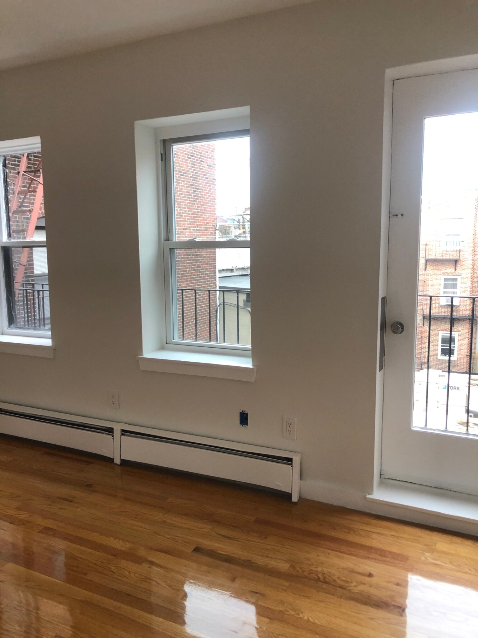 4 bed, 2 bath apartment for rent at 214 Hanover St Unit 3, North End — photo 33 of 68