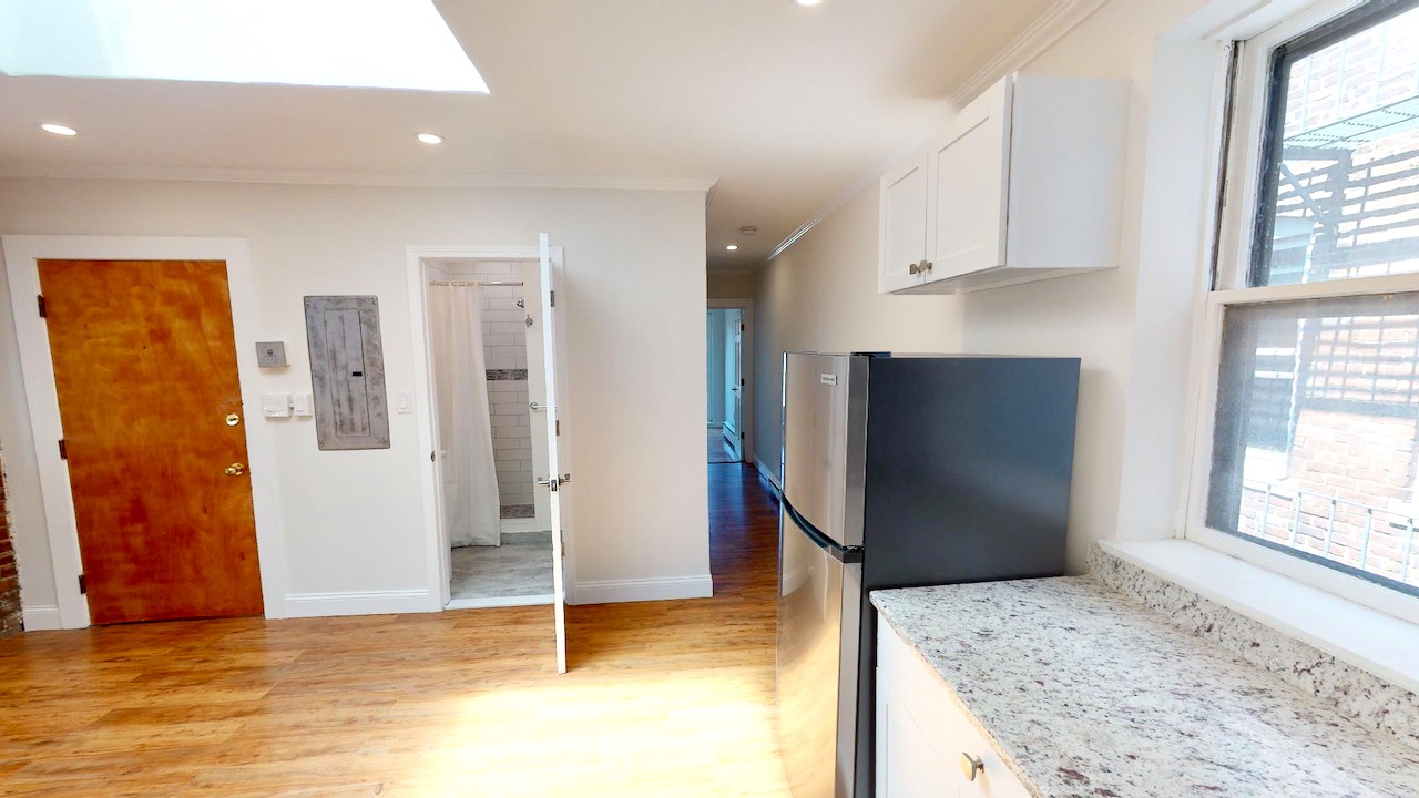 4 bed, 2 bath apartment for rent at 214 Hanover St Unit 3, North End — photo 12 of 68