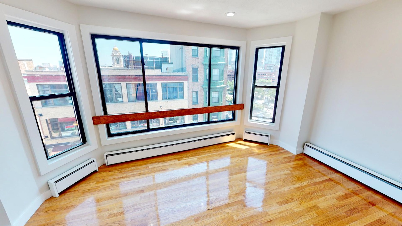 4 bed, 2 bath apartment for rent at 214 Hanover St Unit 3, North End — photo 23 of 68