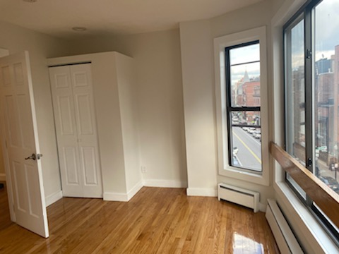 4 bed, 2 bath apartment for rent at 214 Hanover St Unit 3, North End — photo 18 of 68