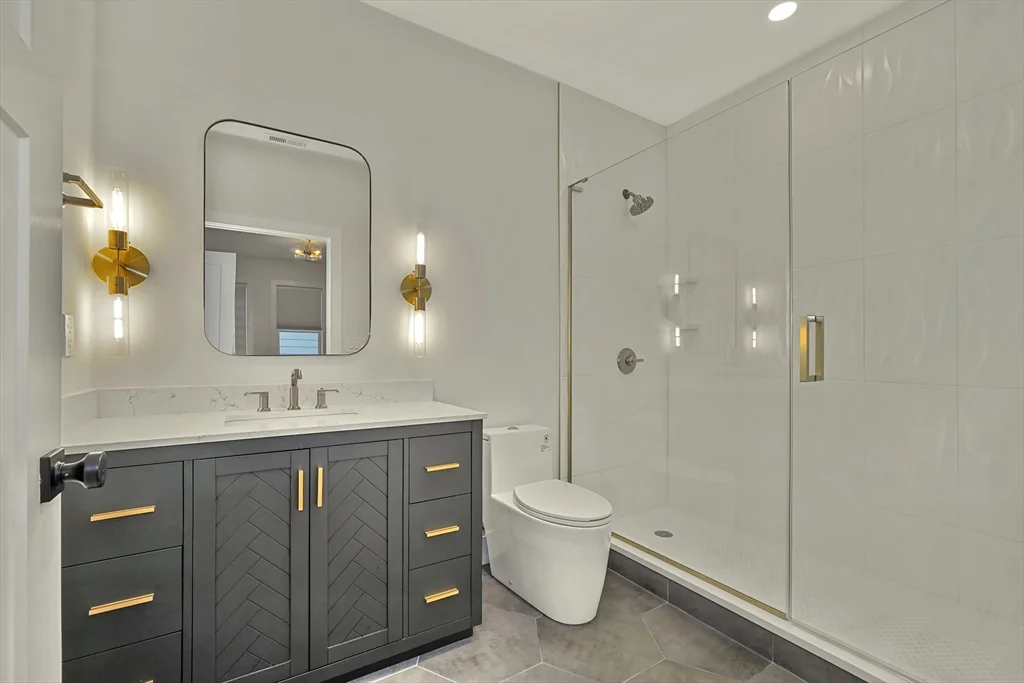 2 bed, 2 bath apartment for rent at 214 Havre St Unit 1, East Boston — photo 10 of 12