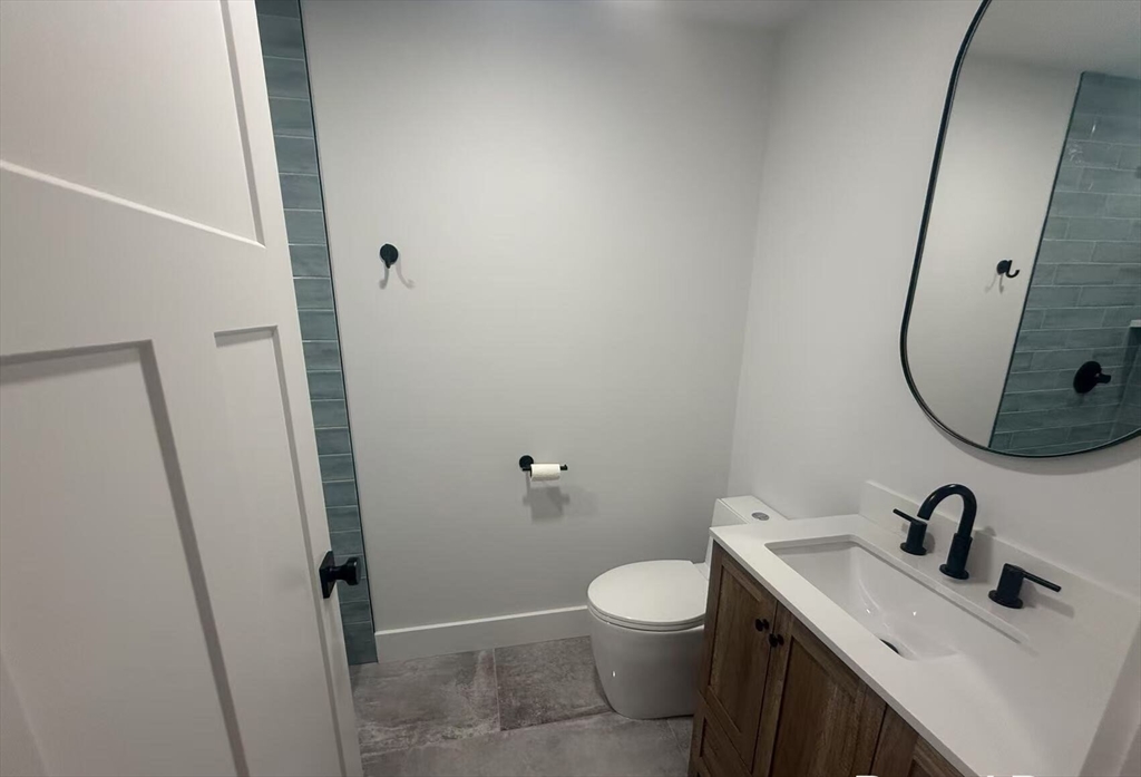 2 bed, 2 bath apartment for rent at 214 Havre St Unit 2, East Boston — photo 2 of 8