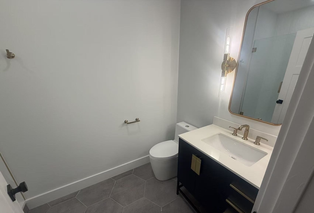 2 bed, 2 bath apartment for rent at 214 Havre St Unit 2, East Boston — photo 5 of 8