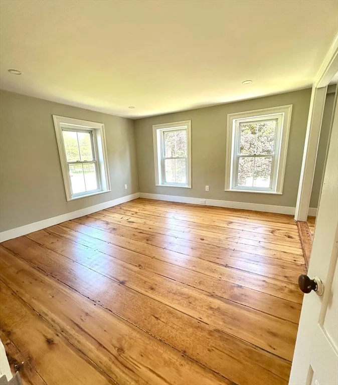 3 bed, 1 bath apartment for rent at 214 Main St Unit 2, Kingston — photo 8 of 27