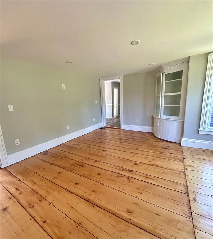 3 bed, 1 bath apartment for rent at 214 Main St Unit 2, Kingston — photo 22 of 27