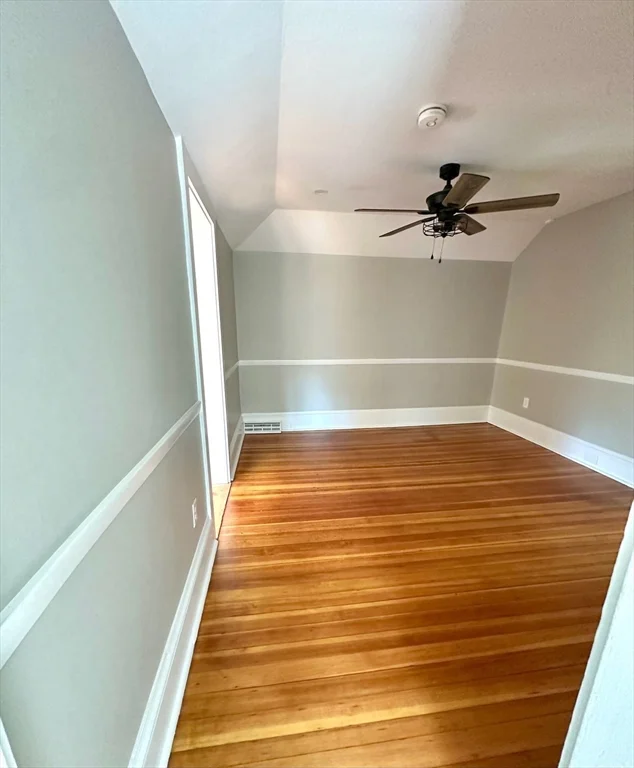 3 bed, 1 bath apartment for rent at 214 Main St Unit 2, Kingston — photo 18 of 27