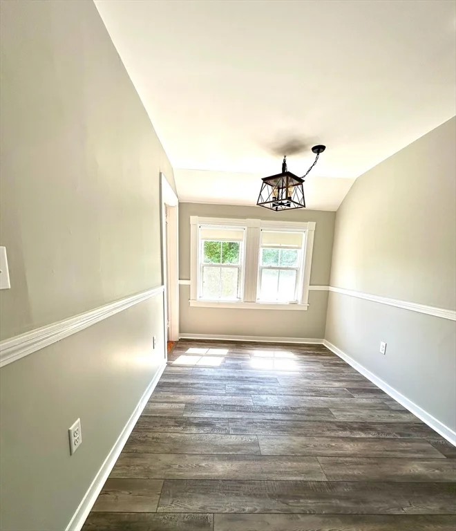 3 bed, 1 bath apartment for rent at 214 Main St Unit 2, Kingston — photo 6 of 27