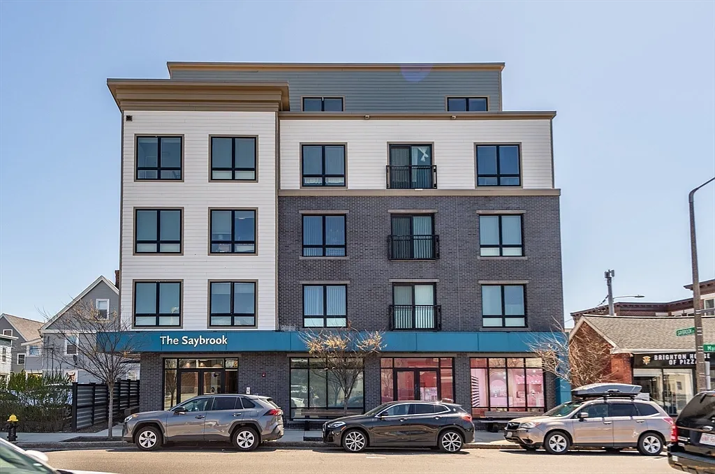 2.5 bed, 2 bath apartment for rent at 214 Market St Unit 201, Brighton — photo 12 of 17