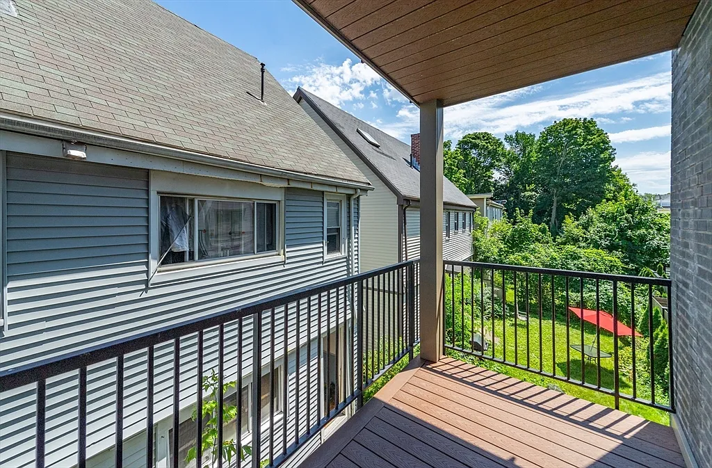 2.5 bed, 2 bath apartment for rent at 214 Market St Unit 201, Brighton — photo 11 of 17