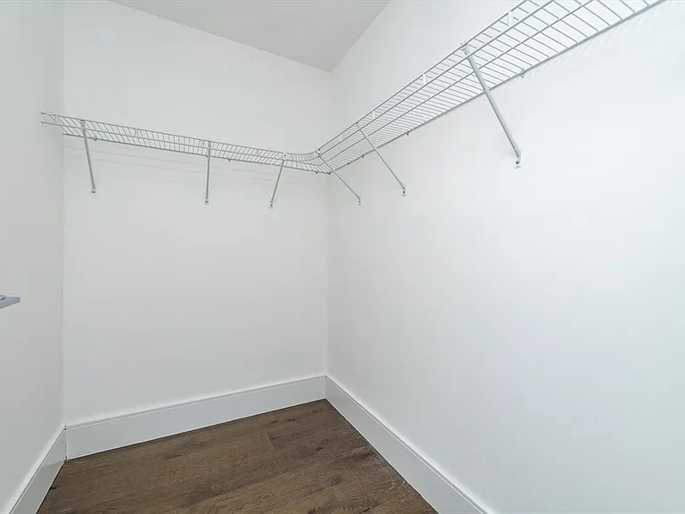 2.5 bed, 2 bath apartment for rent at 214 Market St Unit 201, Brighton — photo 10 of 17