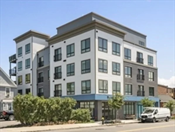 3 bed, 2 bath apartment for rent at 214 Market Unit 204, Brighton — photo 14 of 16