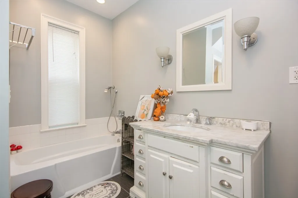 2 bed, 1 bath apartment for rent at 214 South St Unit 1, Jamaica Plain — photo 13 of 15
