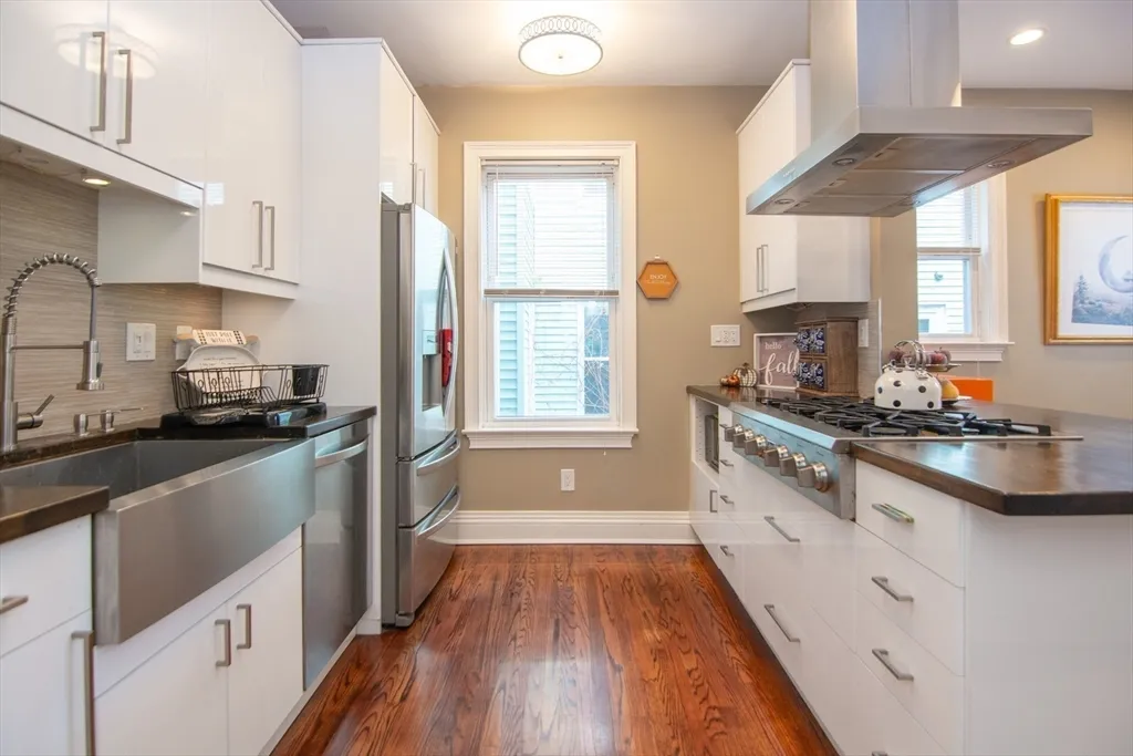 2 bed, 1 bath apartment for rent at 214 South St Unit 1, Jamaica Plain — photo 9 of 15