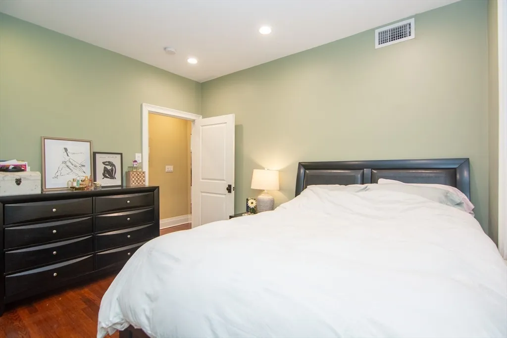2 bed, 1 bath apartment for rent at 214 South St Unit 1, Jamaica Plain — photo 11 of 15