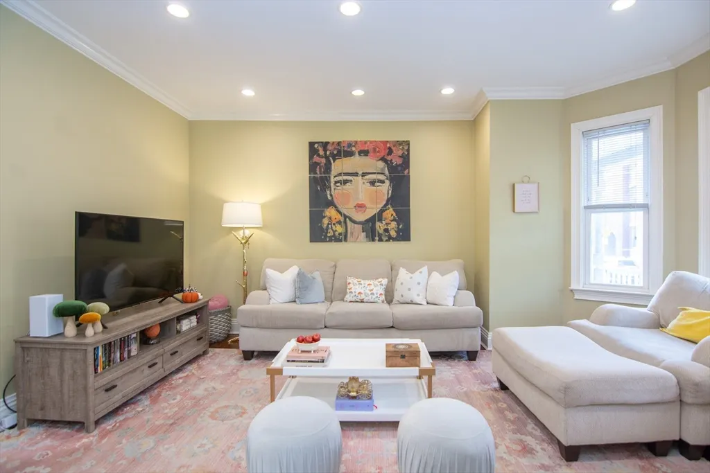 2 bed, 1 bath apartment for rent at 214 South St Unit 1, Jamaica Plain — photo 5 of 15