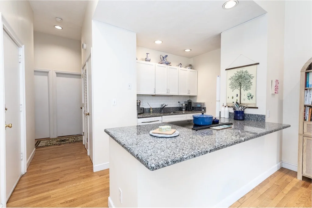 2 bed, 1 bath apartment for rent at 214 W Canton St Unit 2, South End — photo 4 of 7