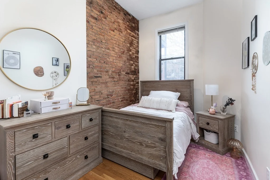 2 bed, 1 bath apartment for rent at 214 W Canton St Unit 2, South End — photo 6 of 7