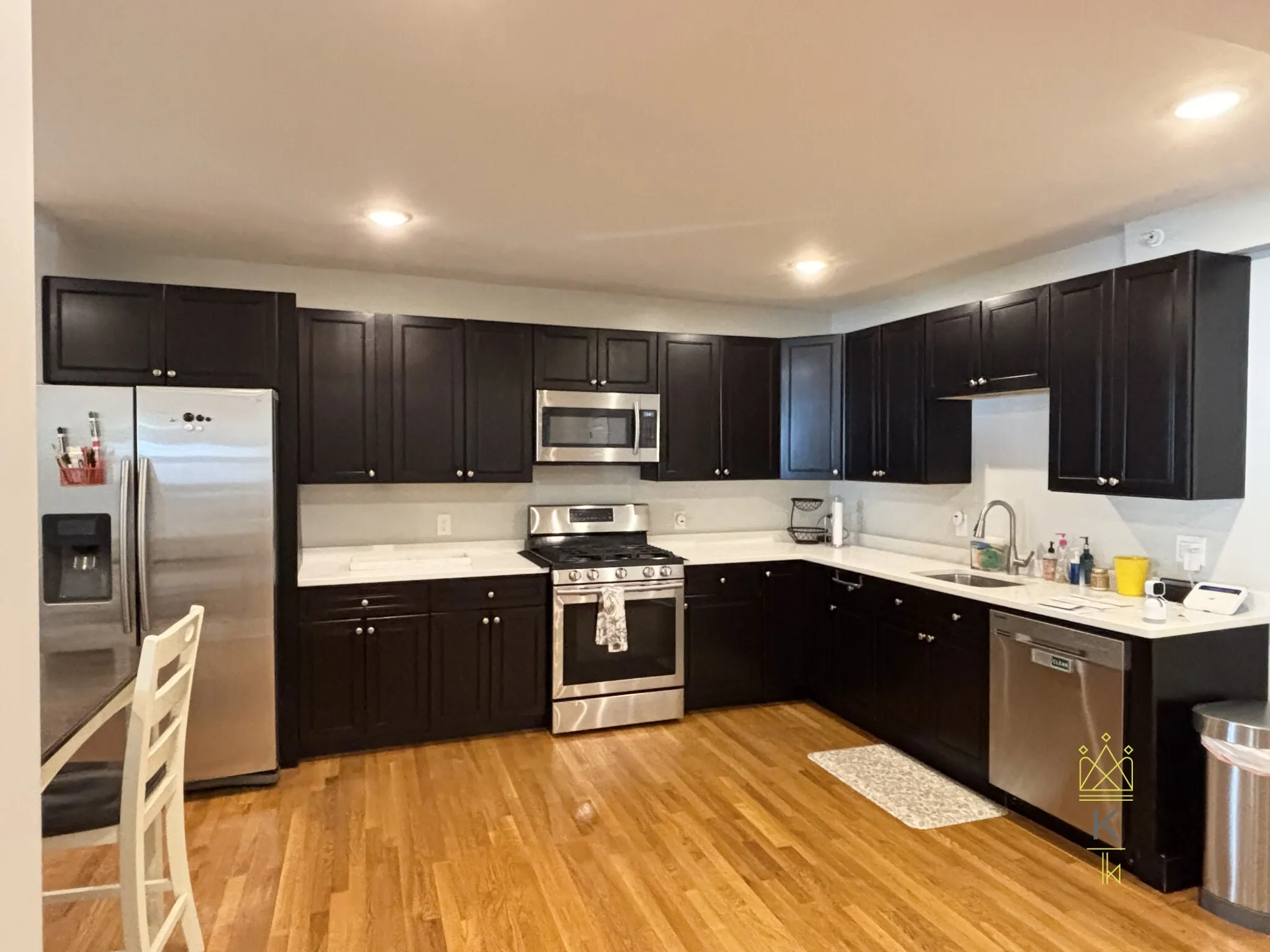 3 bed, 3 bath apartment for rent at 214 Westville St Unit 1, Dorchester — photo 4 of 29