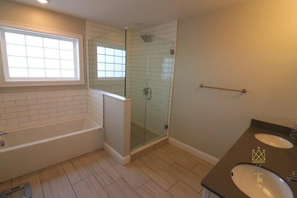 3 bed, 3 bath apartment for rent at 214 Westville St Unit 2, Dorchester — photo 11 of 17