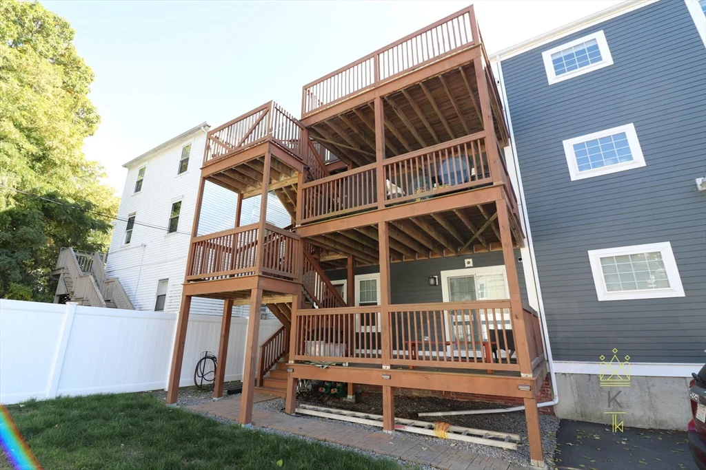 3 bed, 3 bath apartment for rent at 214 Westville St Unit 2, Dorchester — photo 16 of 17