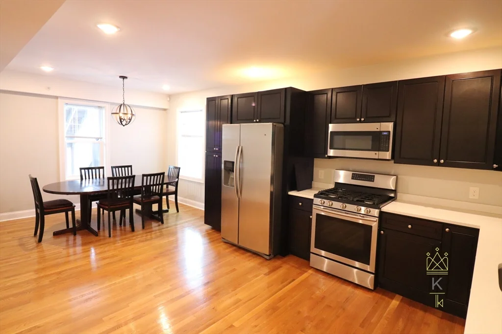 3 bed, 3 bath apartment for rent at 214 Westville St Unit 2, Dorchester