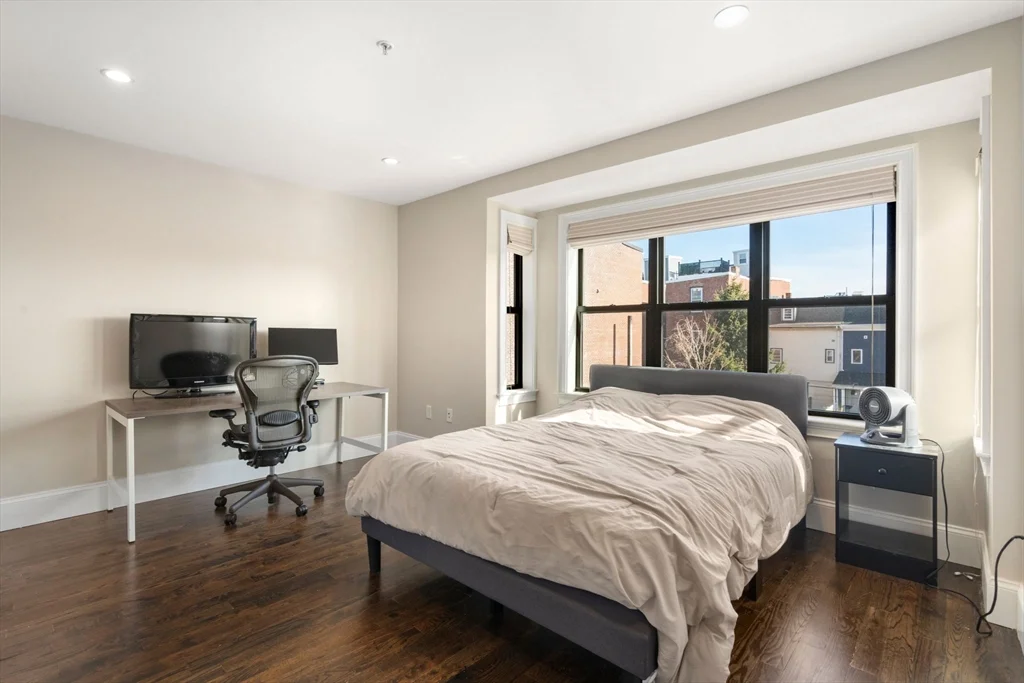 2 bed, 2 bath apartment for rent at 215 Athens St Unit 4, South Boston — photo 11 of 17