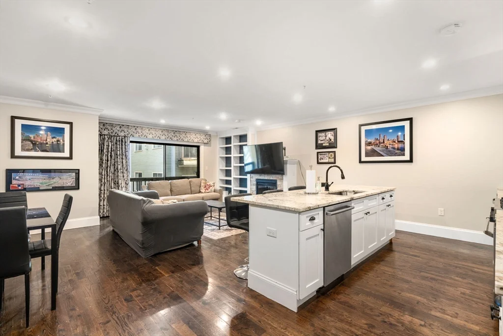 2 bed, 2 bath apartment for rent at 215 Athens St Unit 4, South Boston — photo 4 of 17