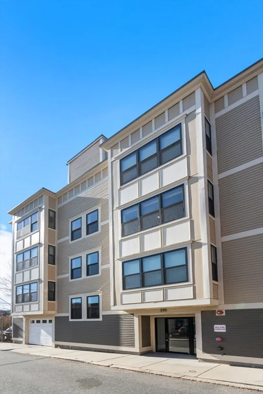 2 bed, 2 bath apartment for rent at 215 Athens St Unit 4, South Boston